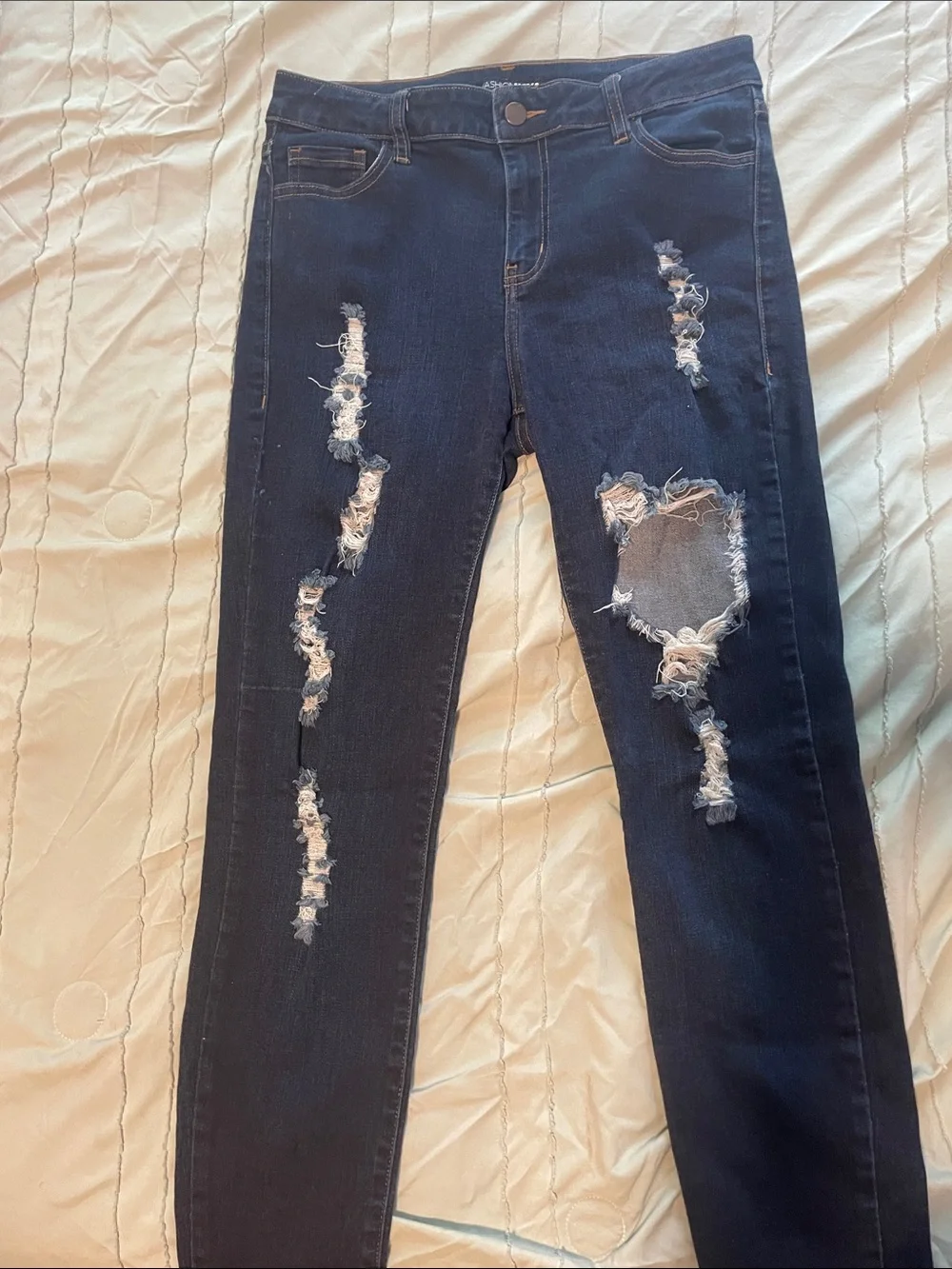 Fashion Nova Dark Wash Distressed Skinny Jeans - Picture 3 of 5